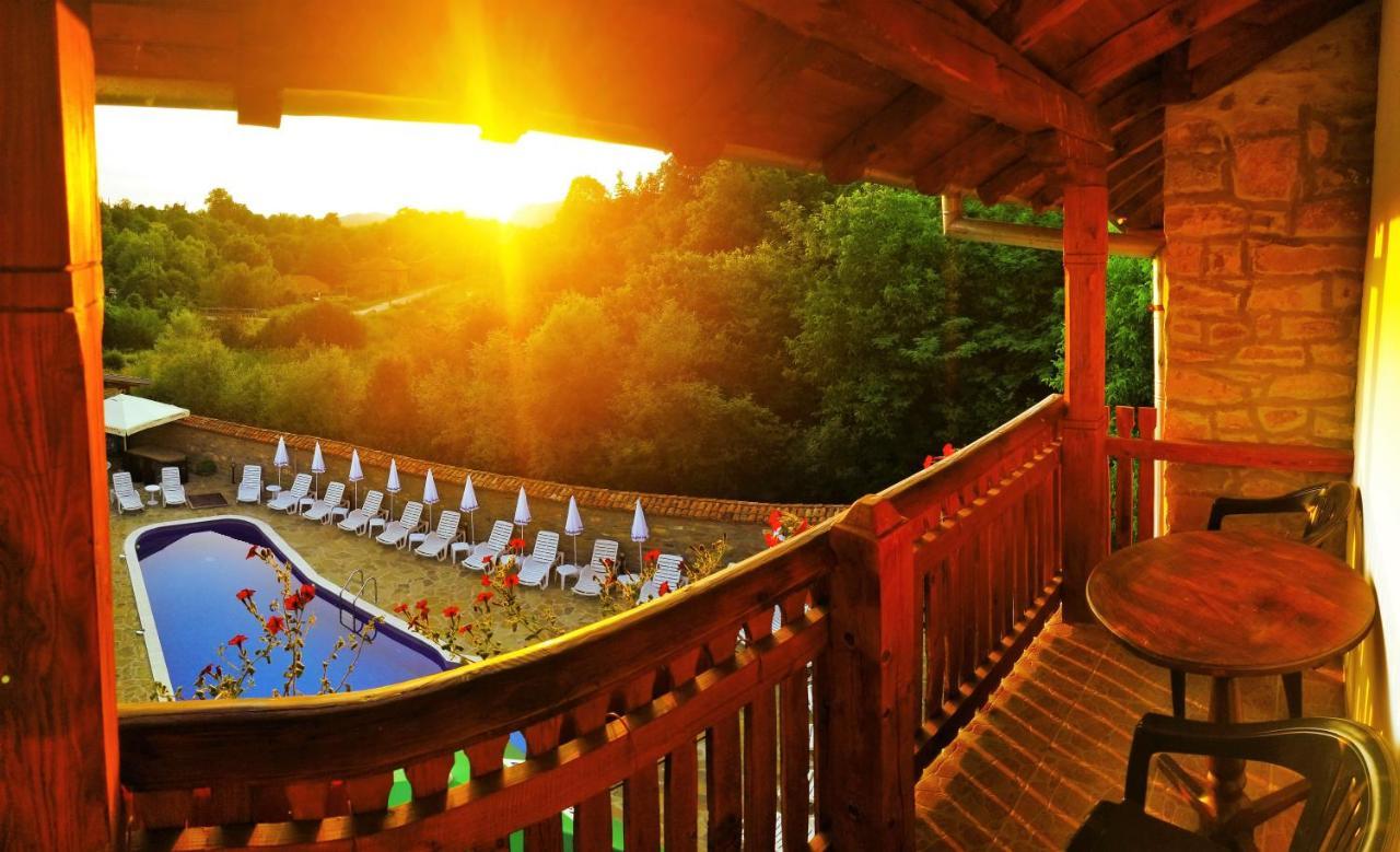 Yakovtsi Inn Exteriér fotografie